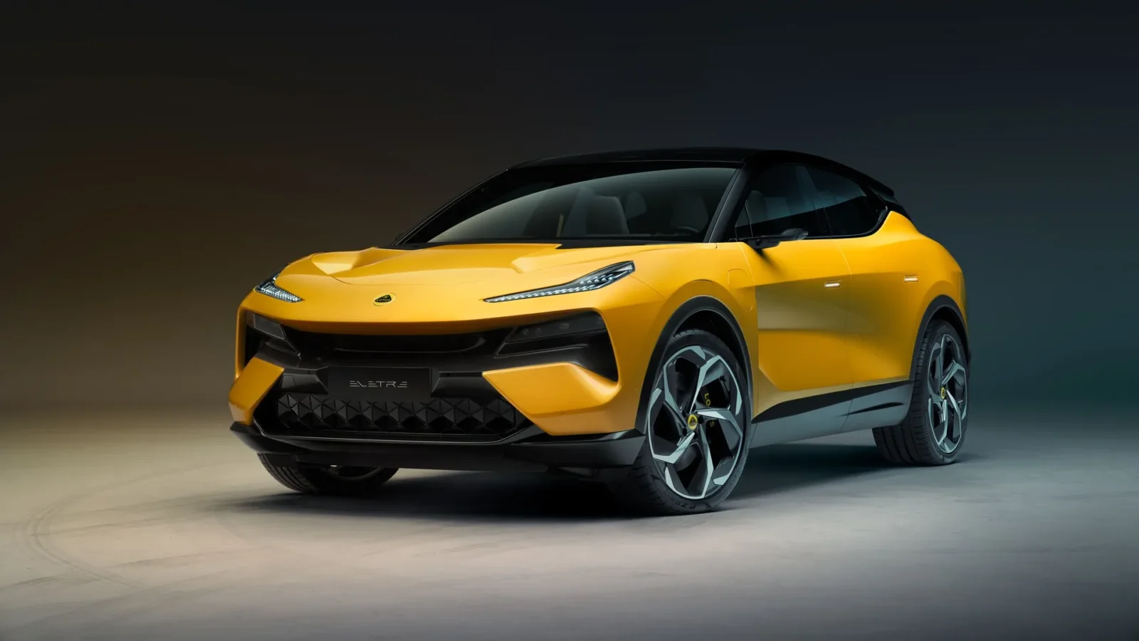 Lotus nenori gaminti elektromobilių